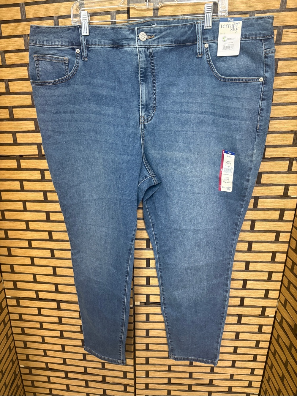 Terra & Sky skinny leg jeans size 22W petite